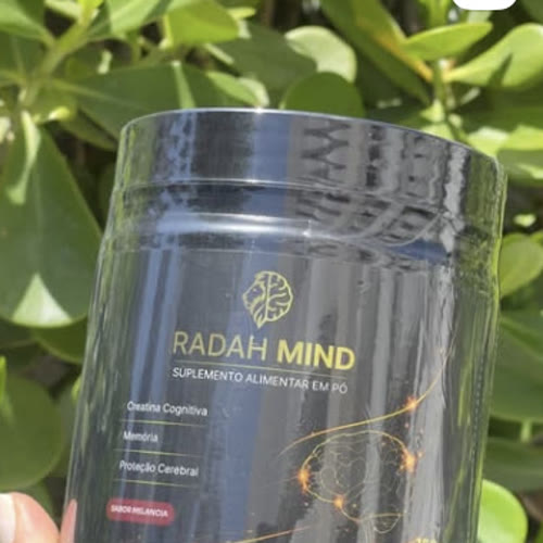 RADAH MIND entre as folhas